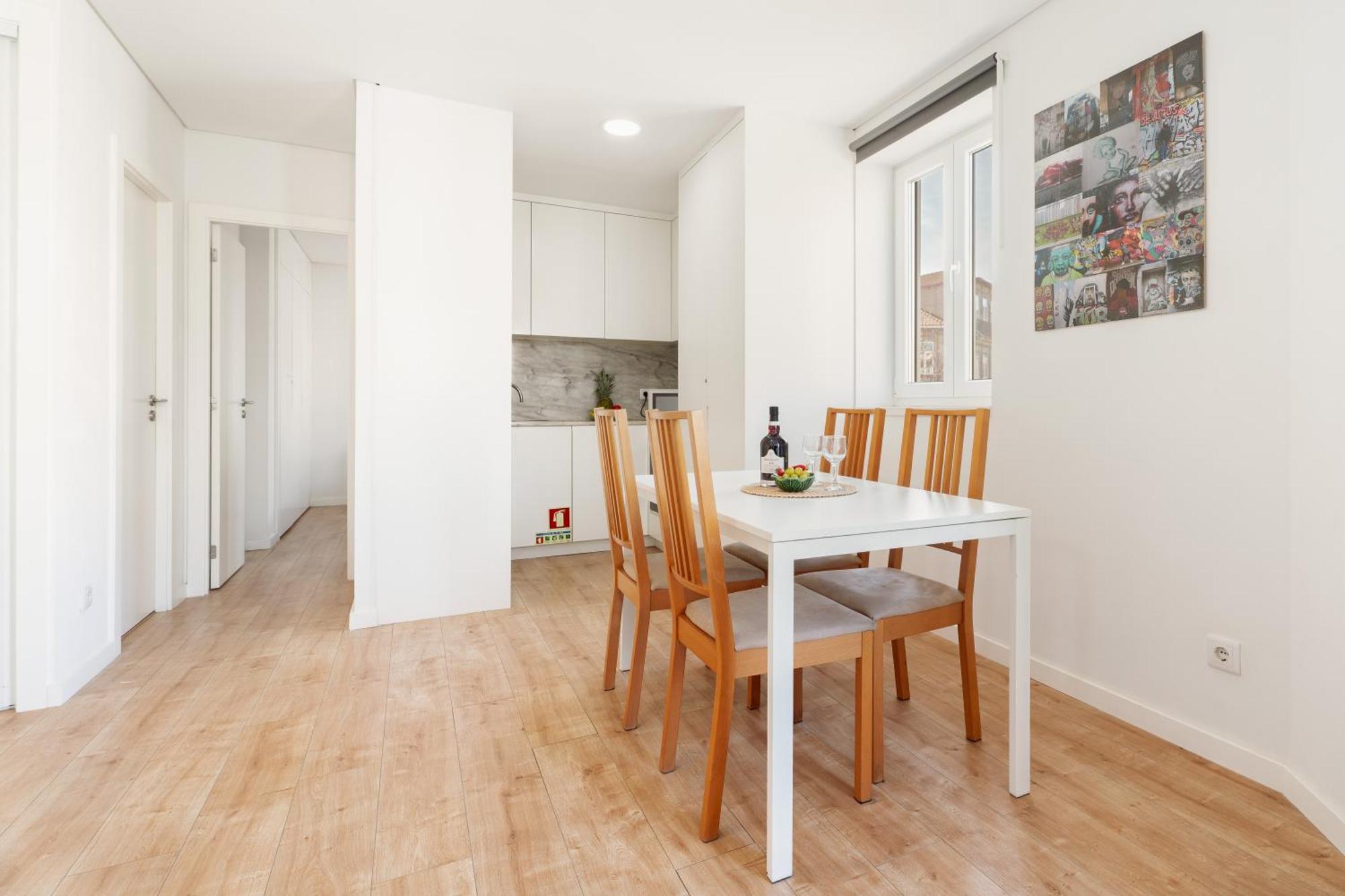 Ferienwohnung Host Wise - Flat W Free Private Parking - Bright & Cozy Porto Exterior foto